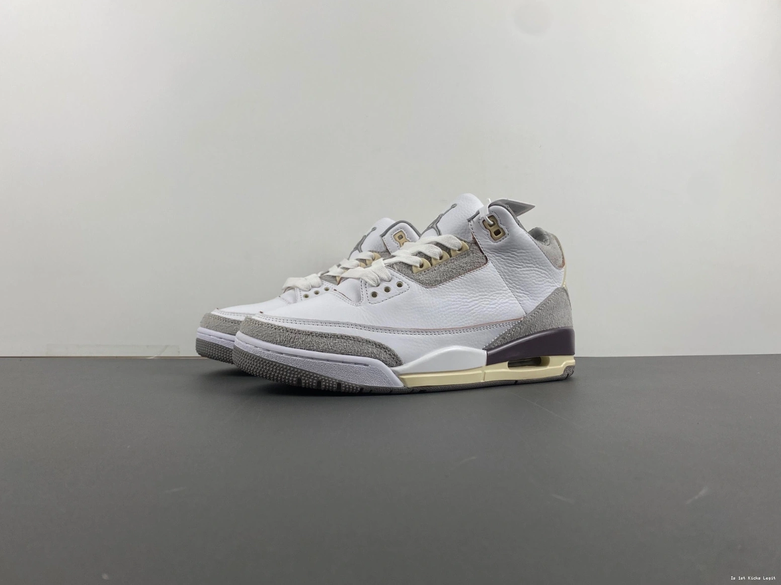 3 Jordan Retro Ma (W) DH3434-110 - Maniére A 1002